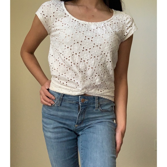 Knotted Blouse - Picture 2 of 3